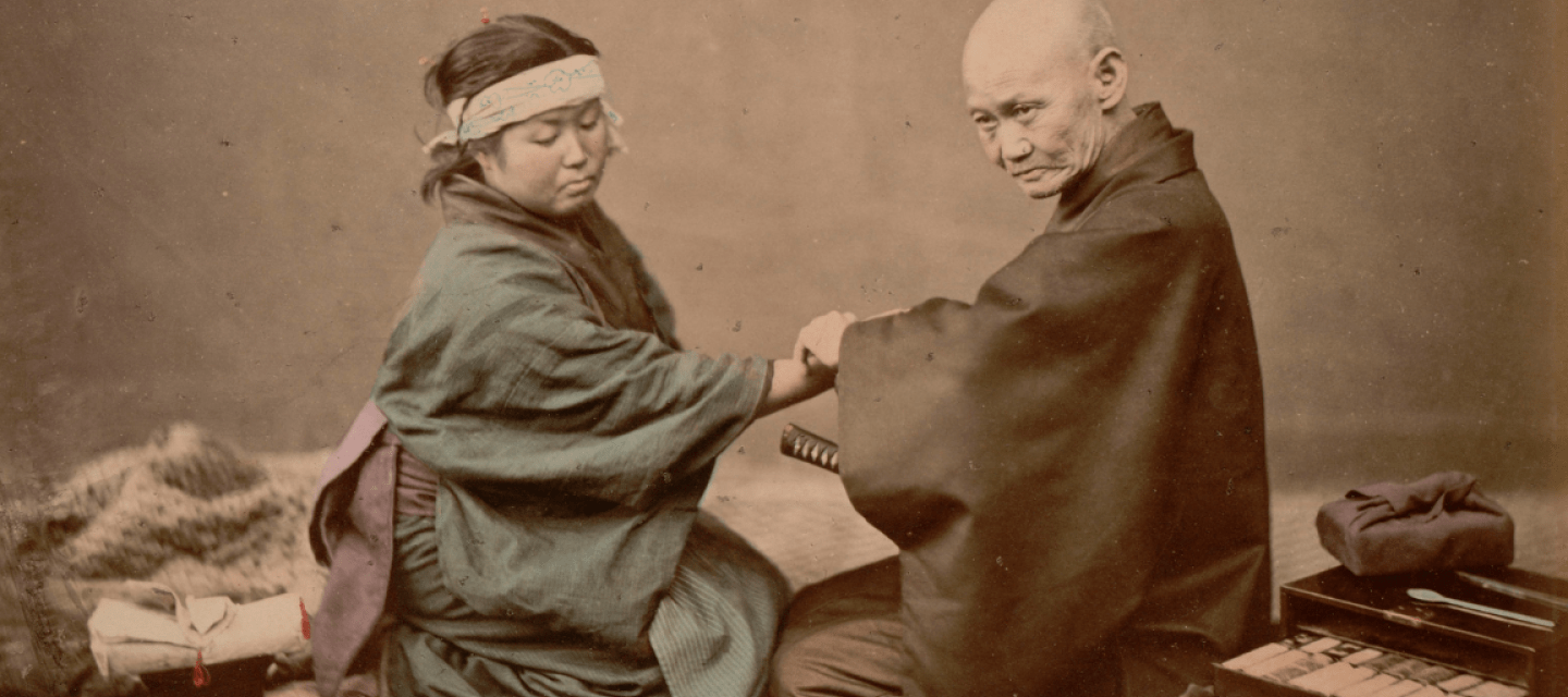 Photographie ancienne représentant une prise de pouls par un médecin japonais