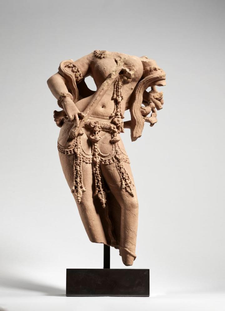 Image d'une sculpture intitulée "Divinité à l'arbre" 