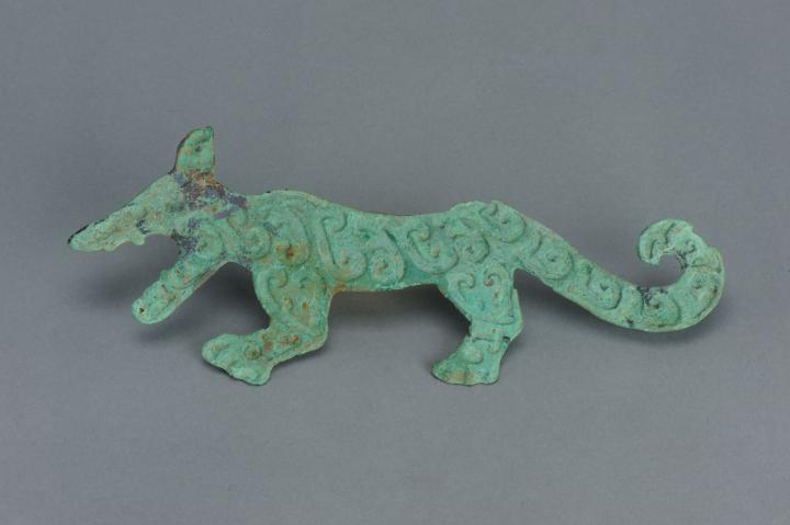 Plaque en bronze en forme de tigre