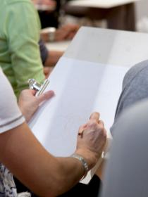 Images d'un ateleir de groupe au musée Guimet