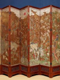 Image d'un paravent à douze panneaux 