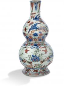 Vase d’applique Porcelaine, décor wucai