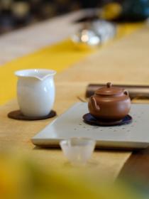 cérémonie chinoise autour du thé 