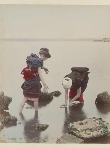 Photographie de deux pêcheuses 