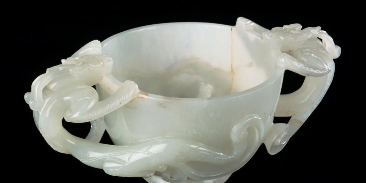 马扎然”玉杯，双螭龙耳玉杯| Musée Guimet