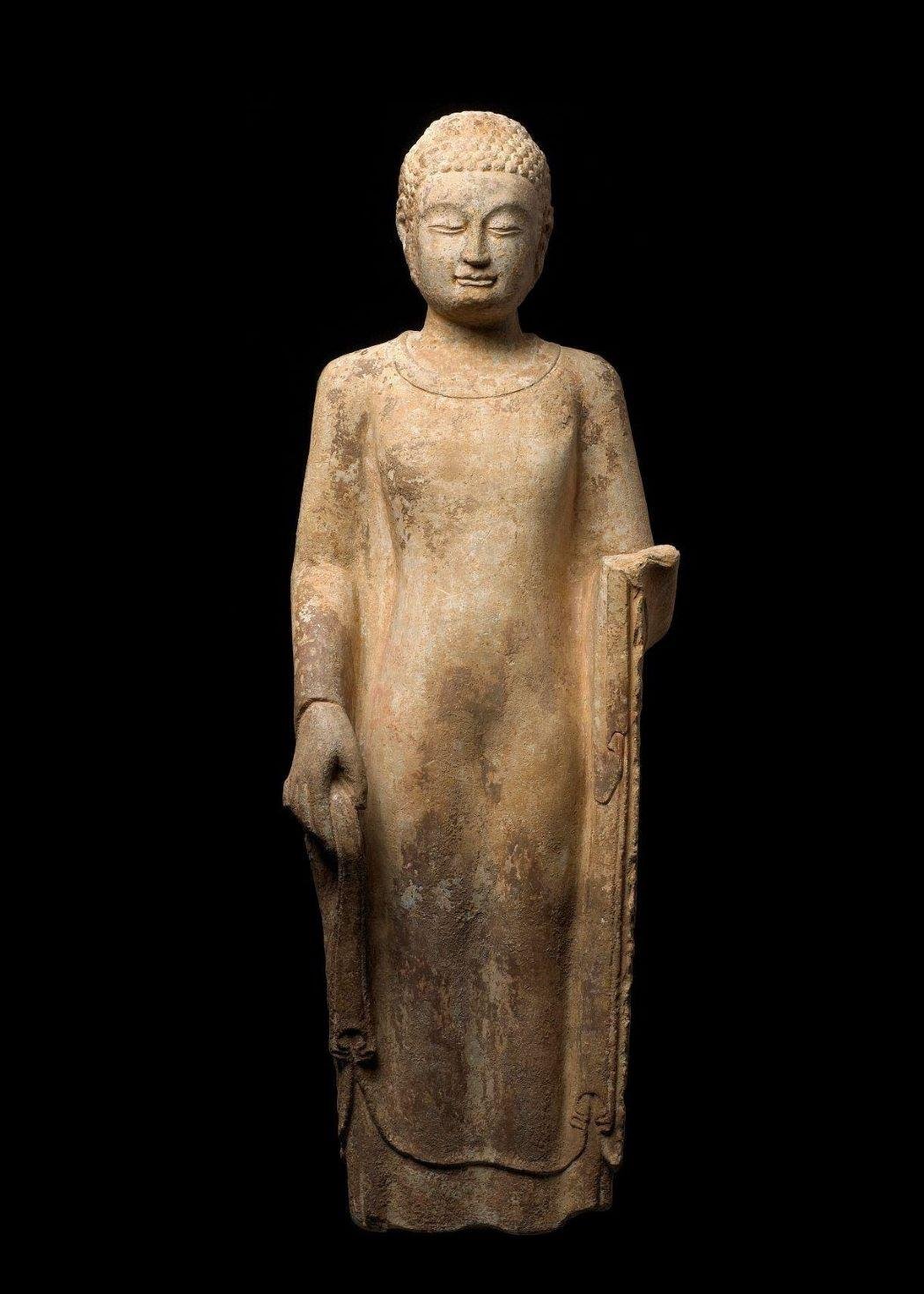 Image d'une sculpture de Bouddha Vairochana